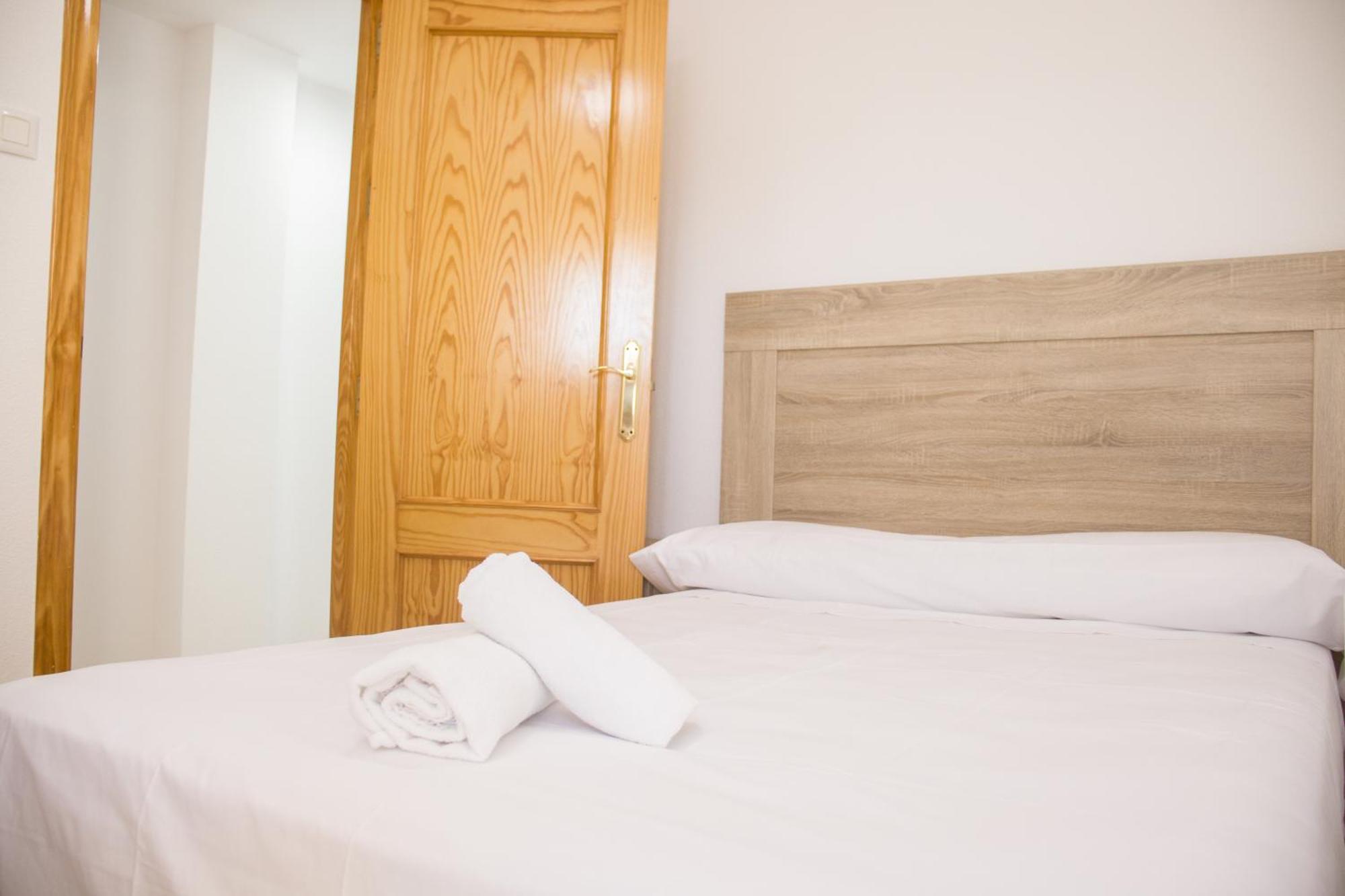 Apartamentos Luna De Águilas Екстериор снимка
